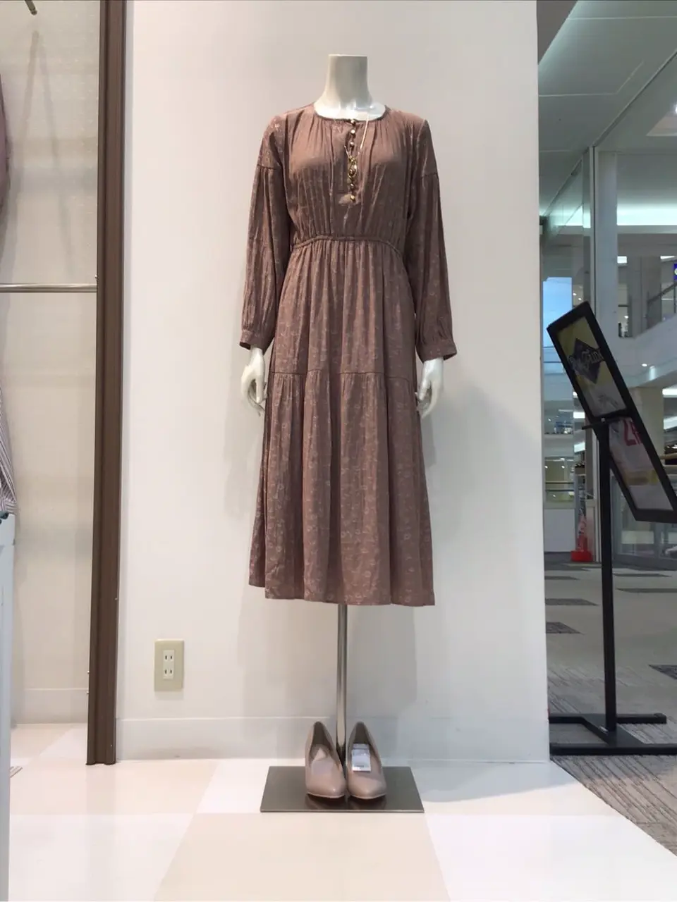 ANY SIS 布川 コーディネート画像