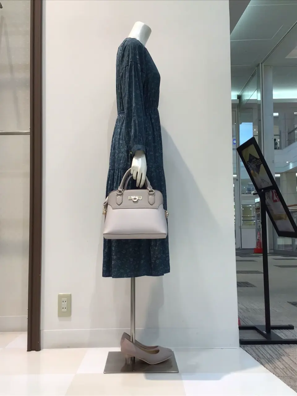 ANY SIS 布川 コーディネート画像