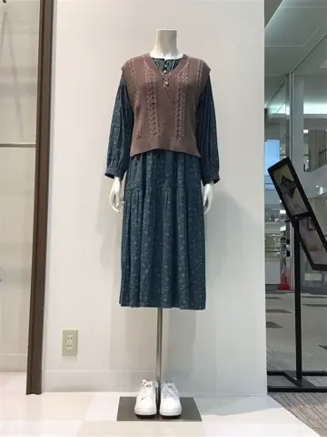 ANY SIS 布川 コーディネート画像