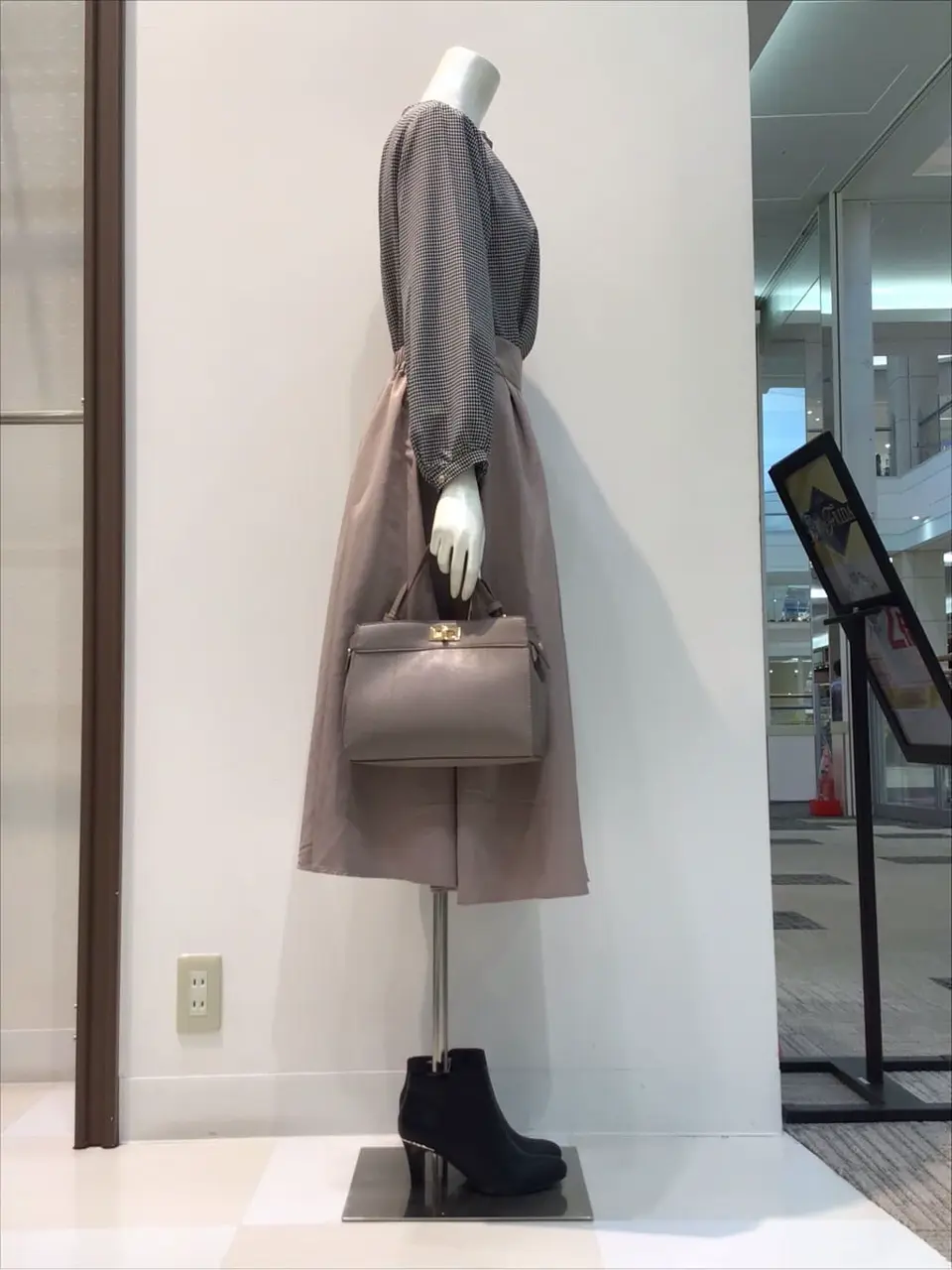 ANY SIS 布川 コーディネート画像