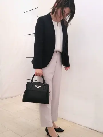 ANY SIS N コーディネート画像