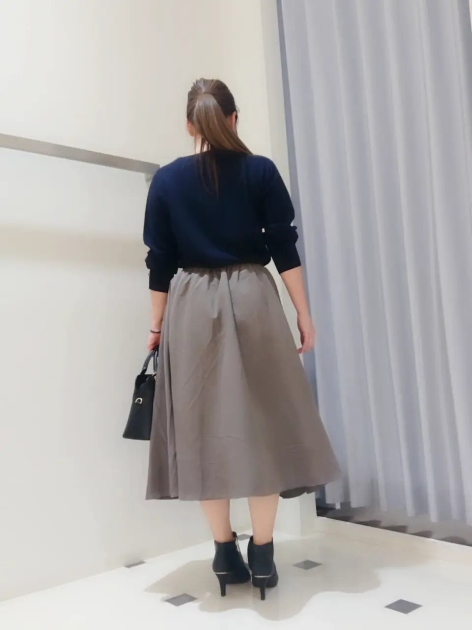 ANY SIS 加藤 コーディネート画像