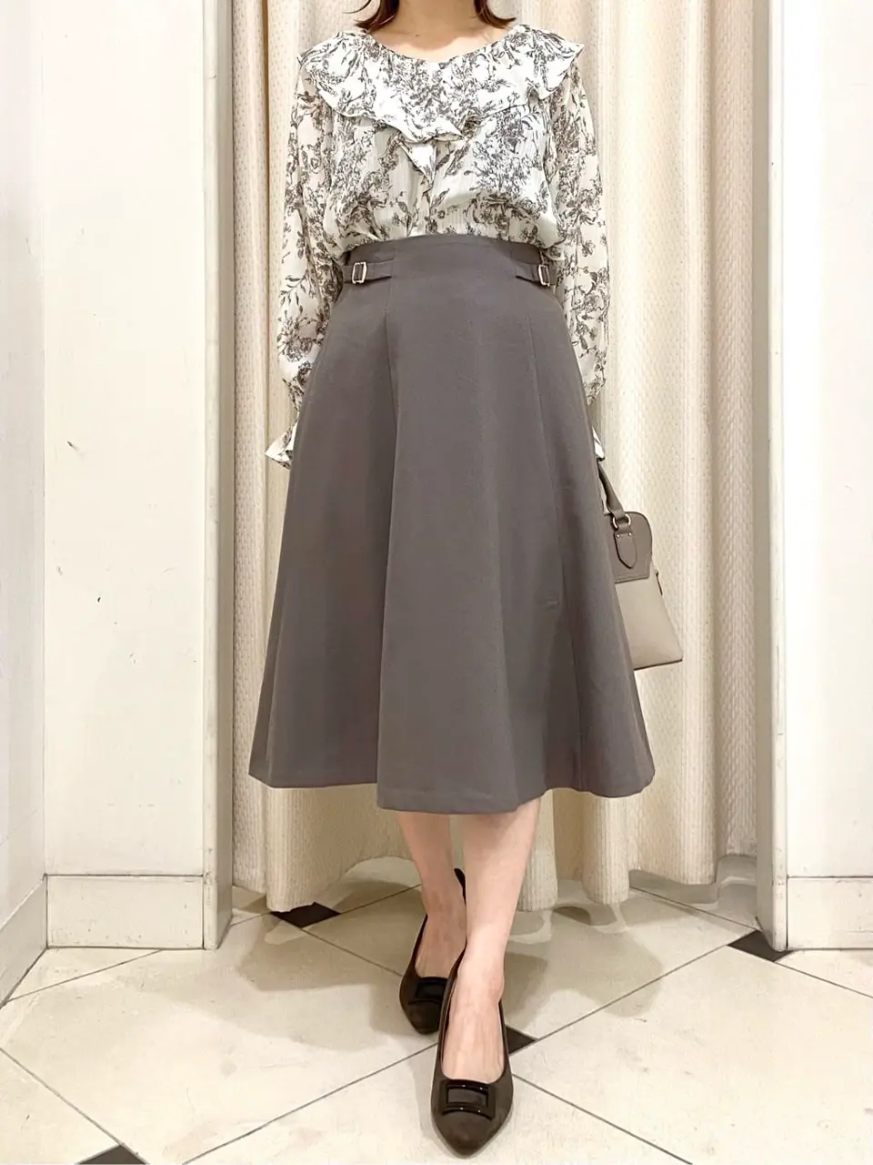 ANY SIS 横尾 コーディネート画像