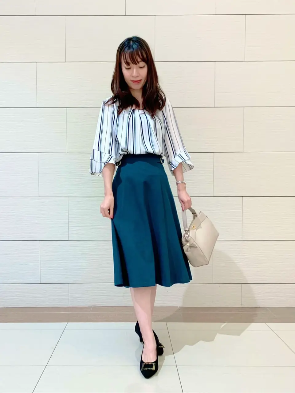 ANY SIS スタッフ コーディネート画像