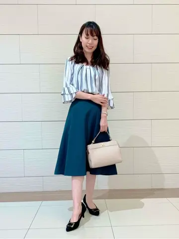 ANY SIS スタッフ コーディネート画像