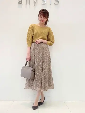 ANY SIS スタッフ コーディネート画像