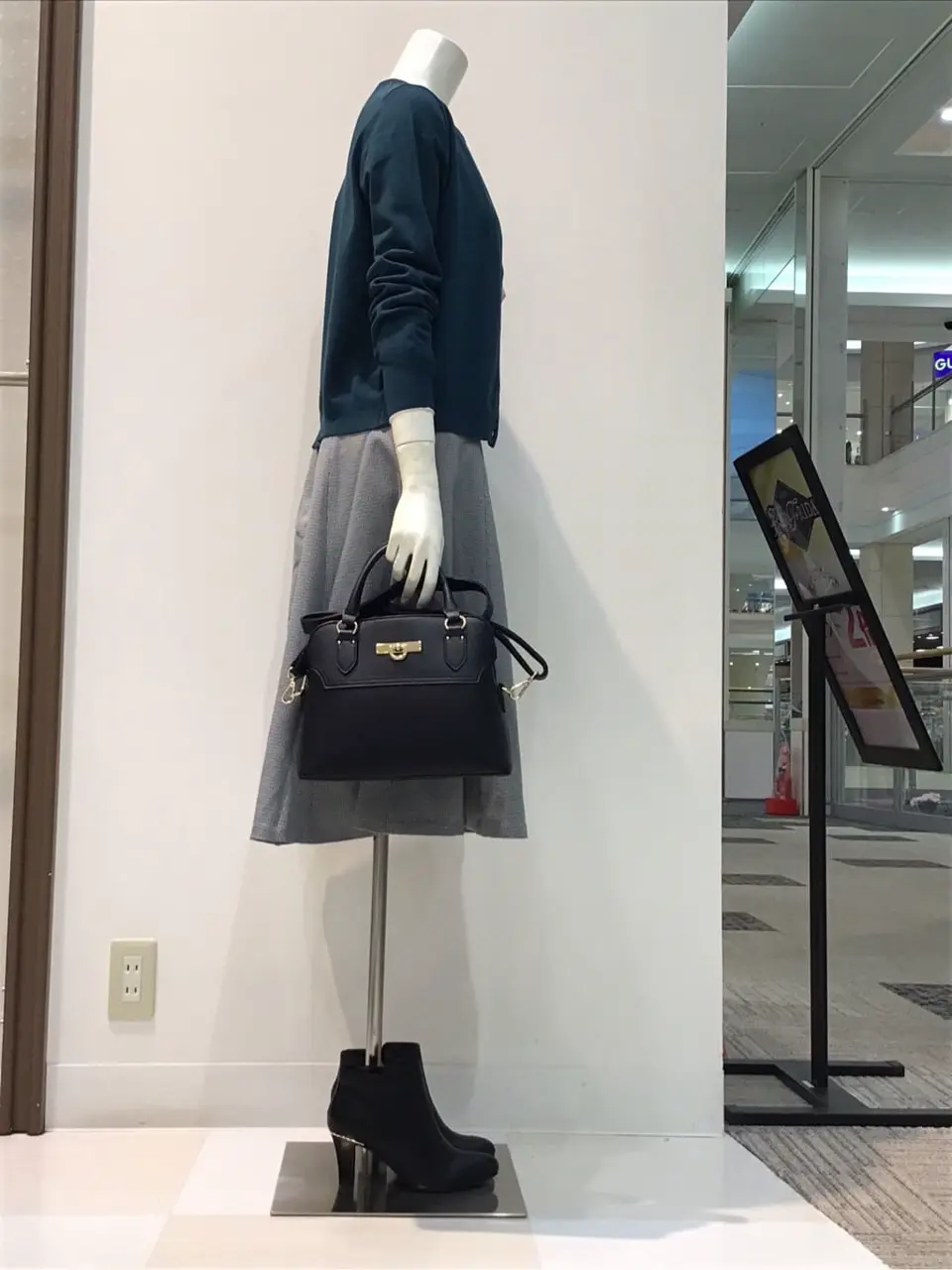 ANY SIS 布川 コーディネート画像