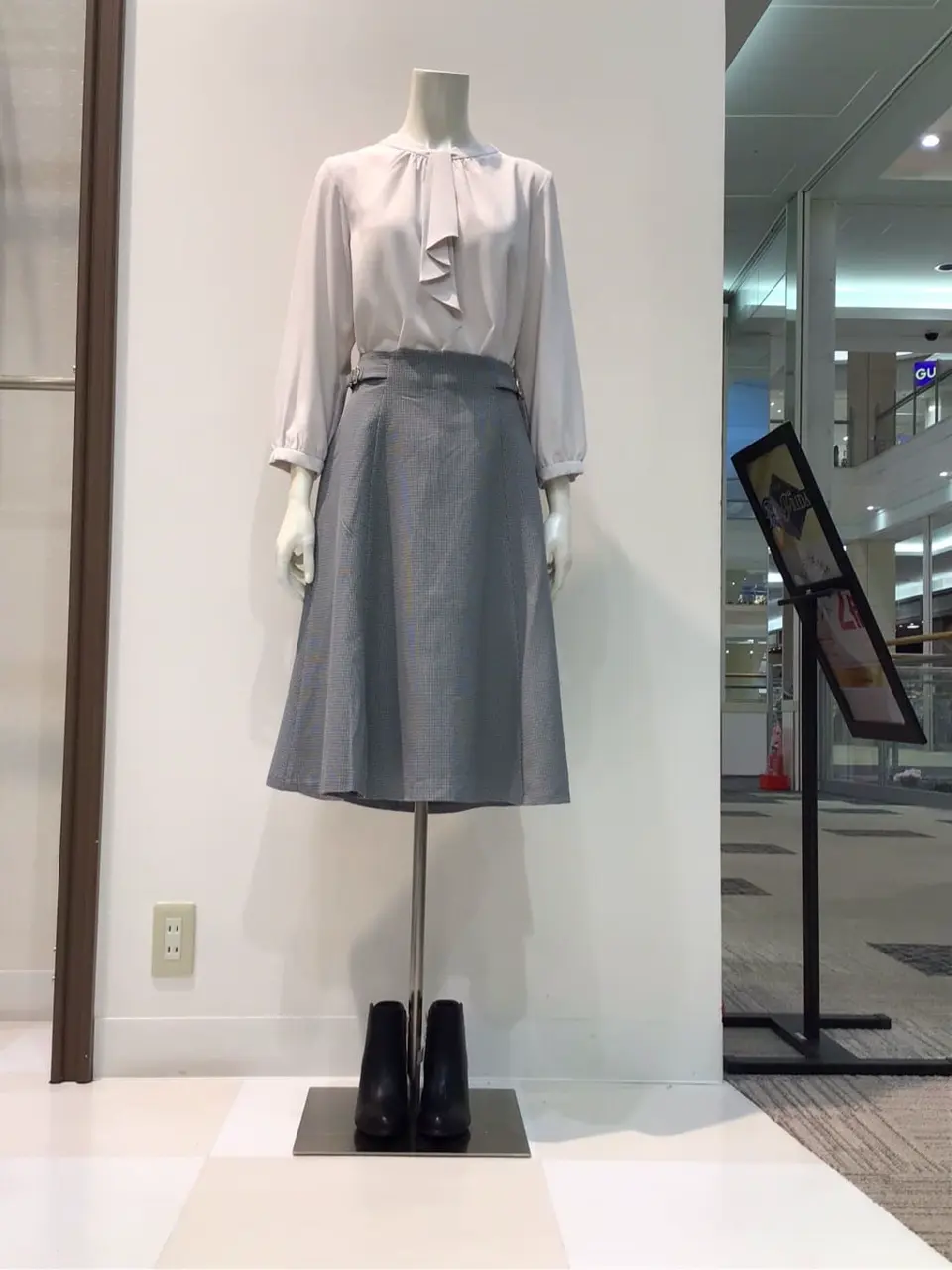 ANY SIS 布川 コーディネート画像