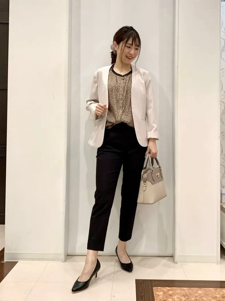 ANY SIS 横田 コーディネート画像