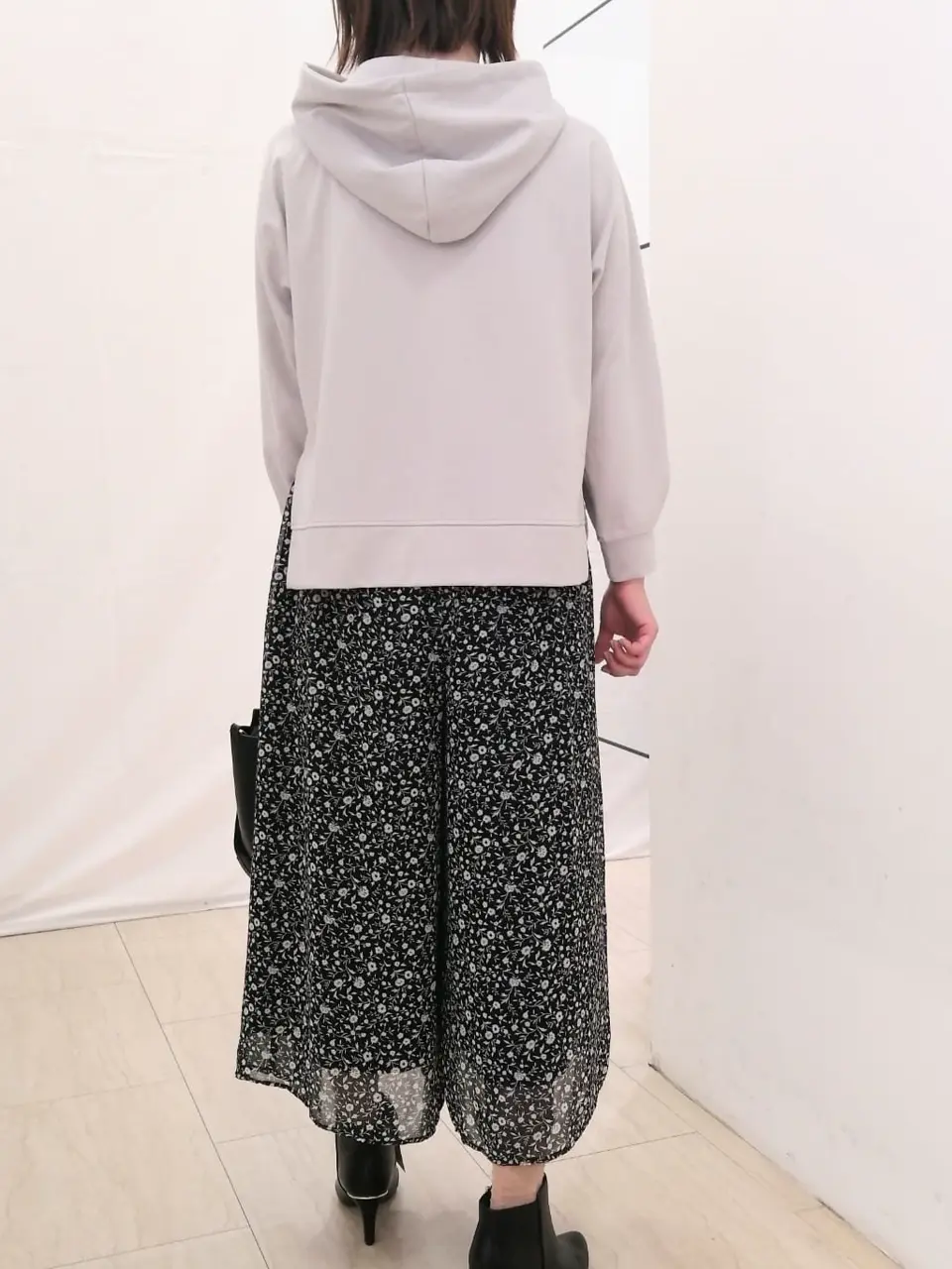 ANY SIS N コーディネート画像