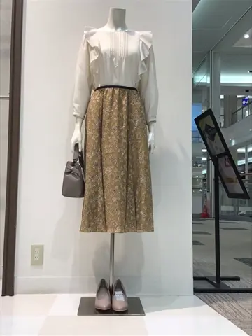 ANY SIS 布川 コーディネート画像