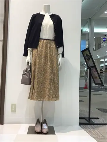 ANY SIS 布川 コーディネート画像