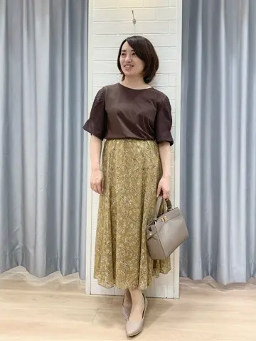 ANY SIS 丸岡 コーディネート画像