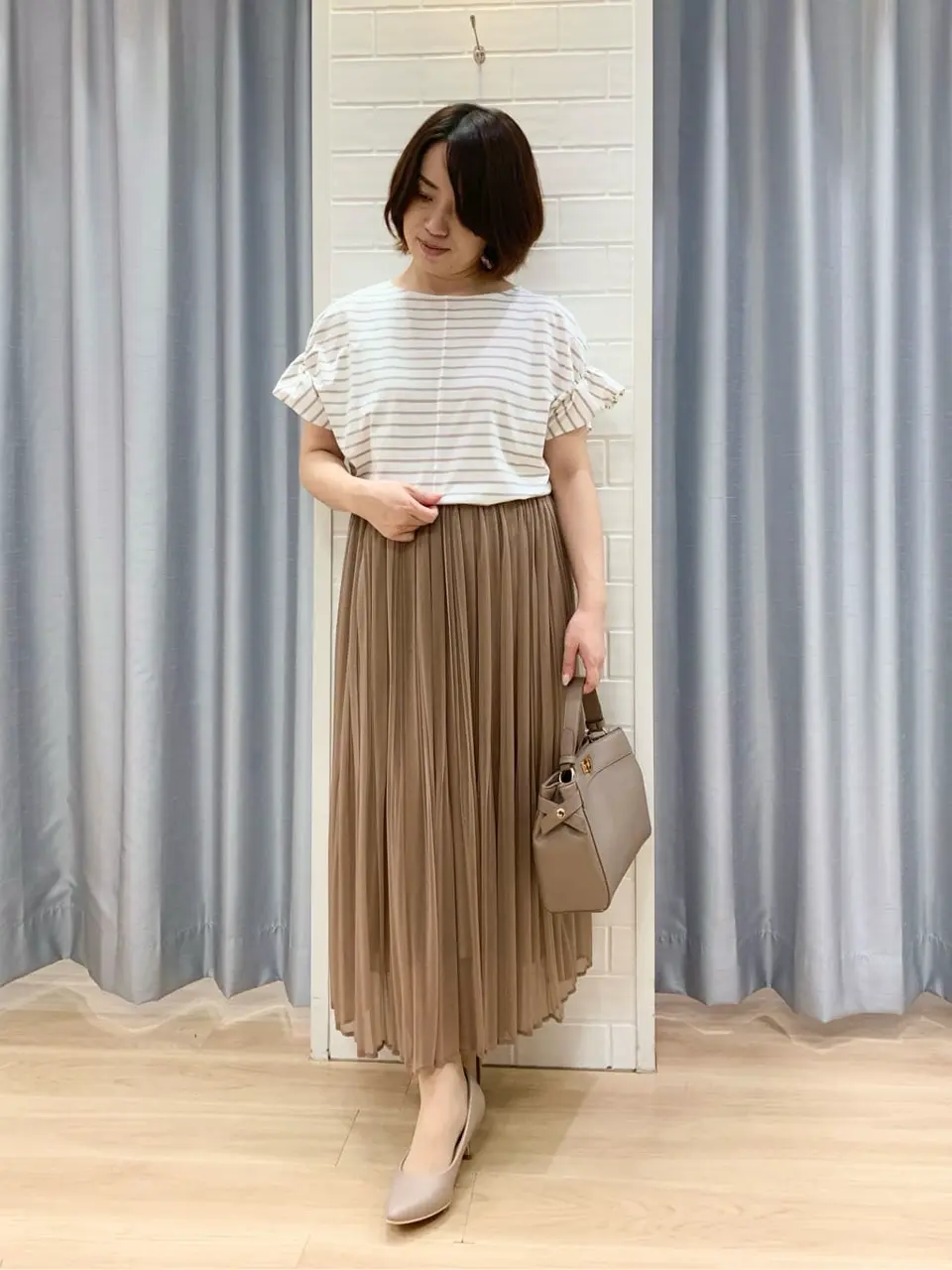 ANY SIS 丸岡 コーディネート画像