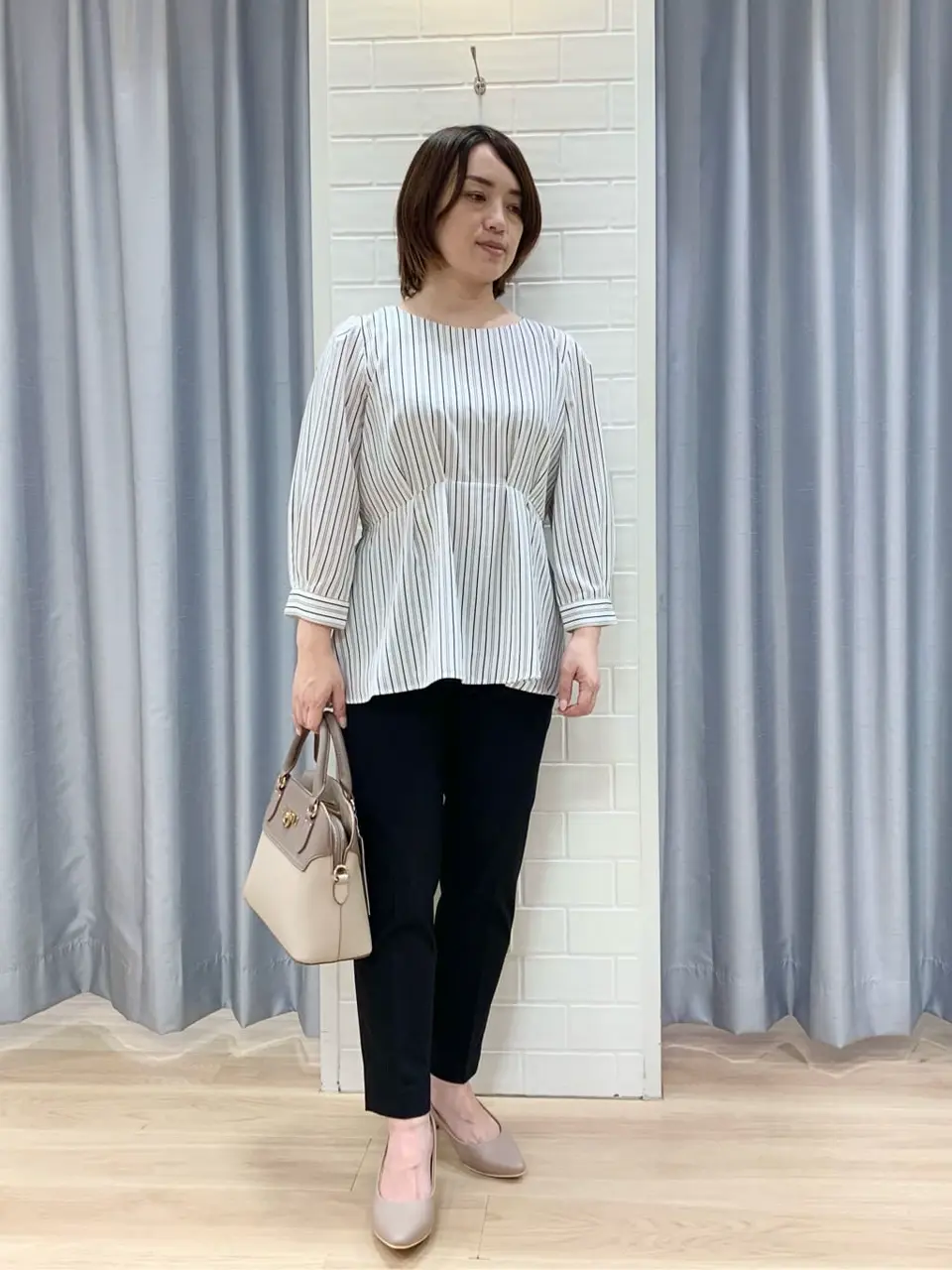 ANY SIS 丸岡 コーディネート画像