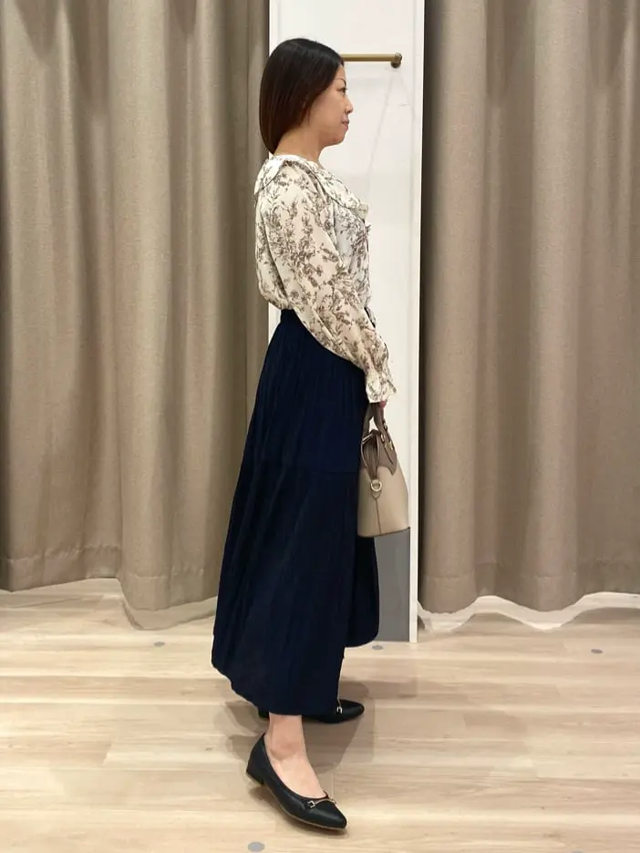 ANY SIS 瀬野 コーディネート画像