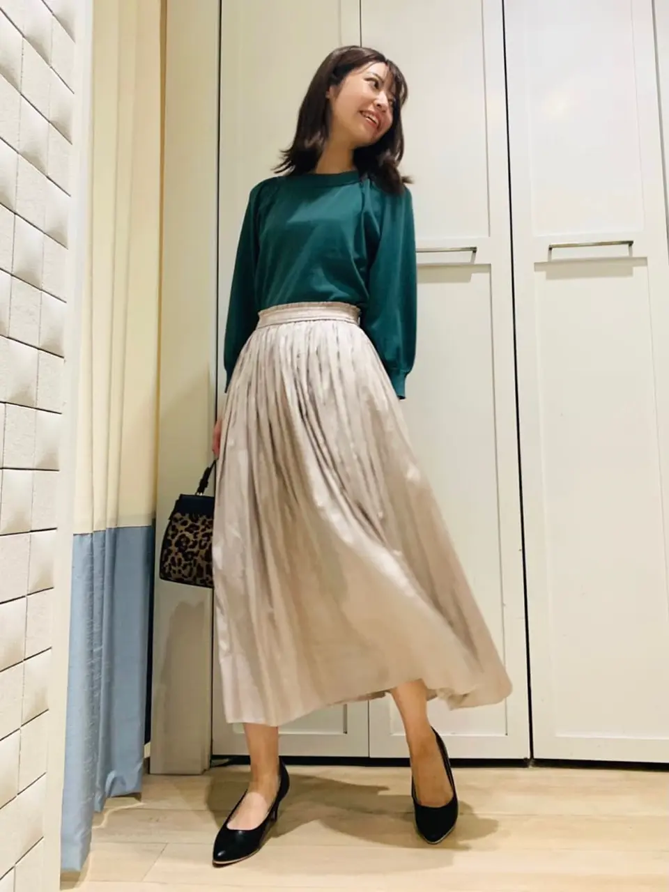 ANY SIS スタッフ コーディネート画像