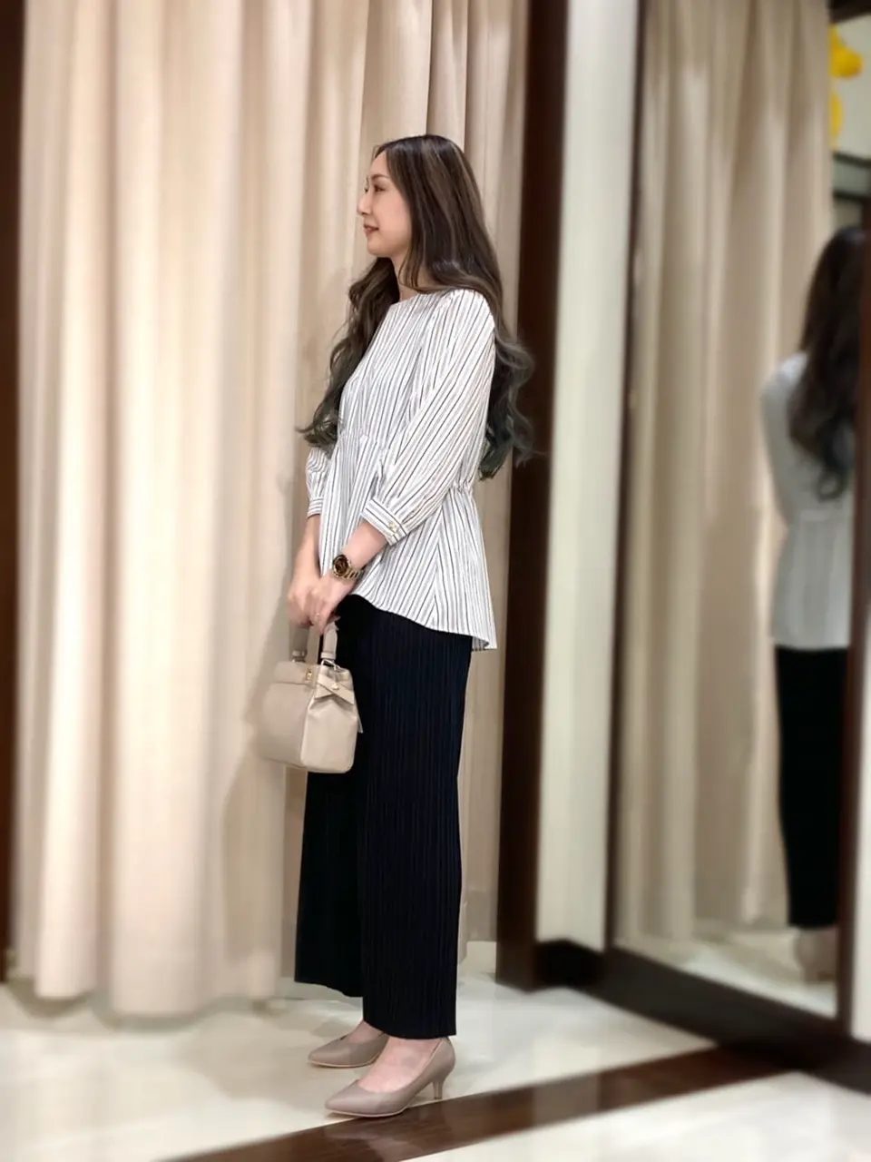 ANY SIS STAFF コーディネート画像