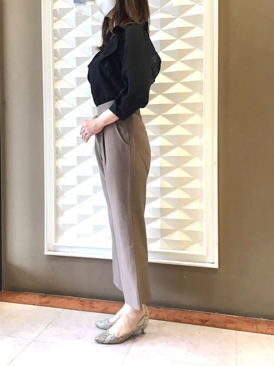 ANY SIS スタッフ コーディネート画像