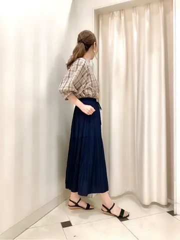 ANY SIS 金井 コーディネート画像