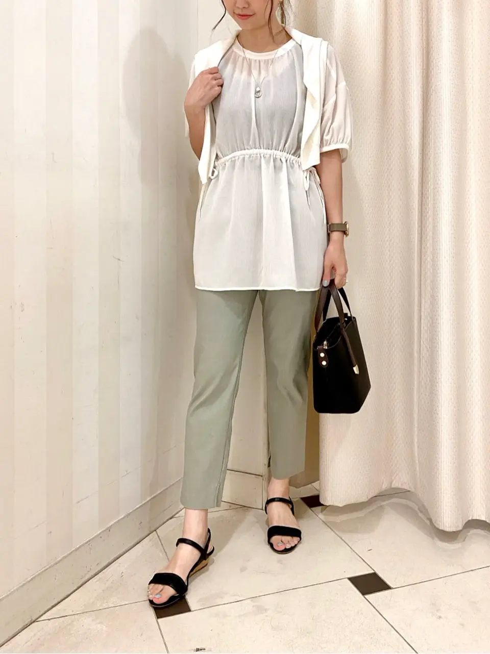 ANY SIS 金井 コーディネート画像