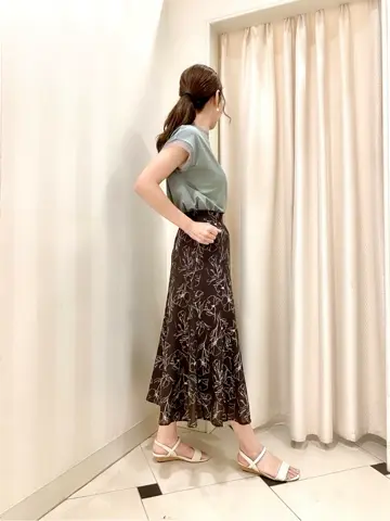 ANY SIS 金井 コーディネート画像