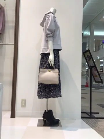 ANY SIS 布川 コーディネート画像