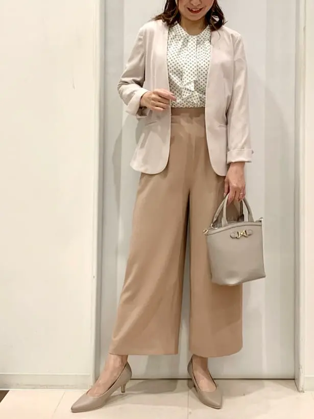 ANY SIS 横田 コーディネート画像