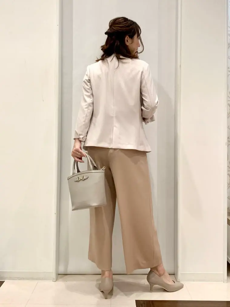 ANY SIS 横田 コーディネート画像