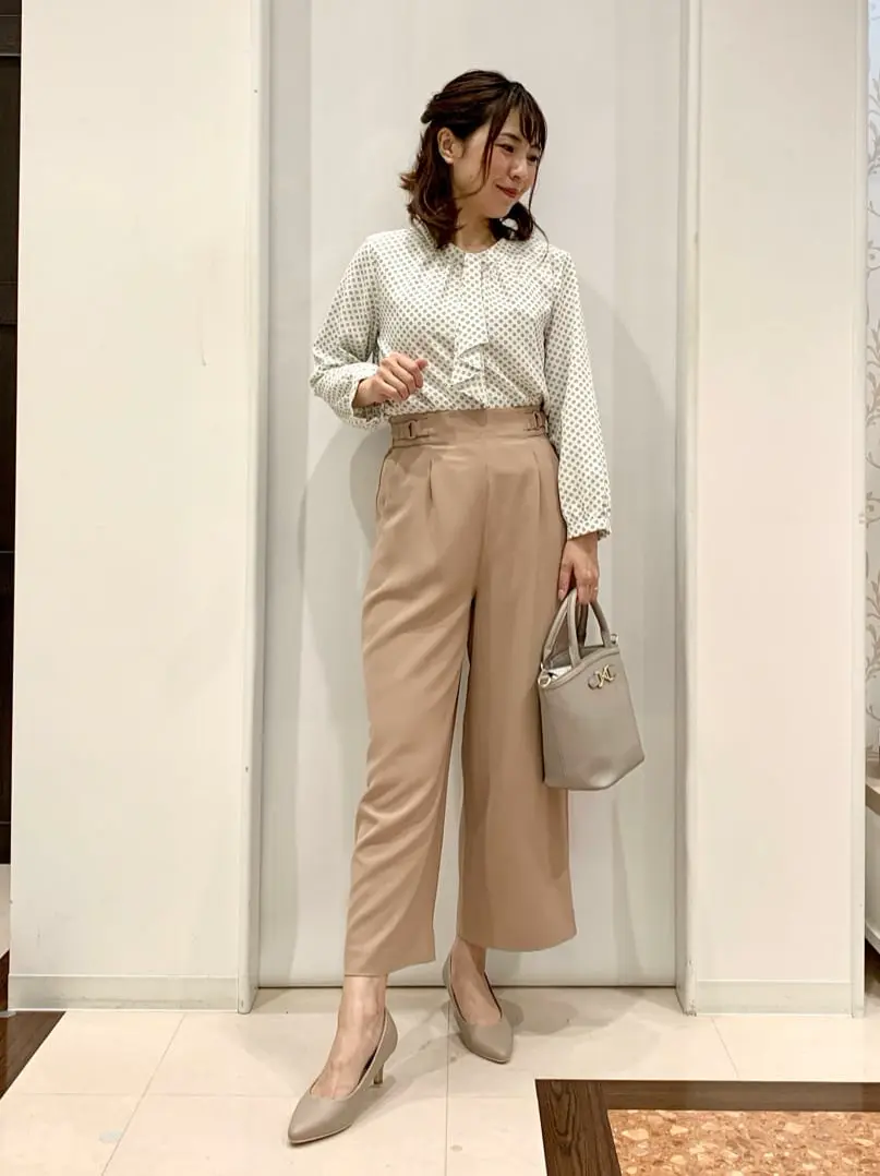 ANY SIS 横田 コーディネート画像