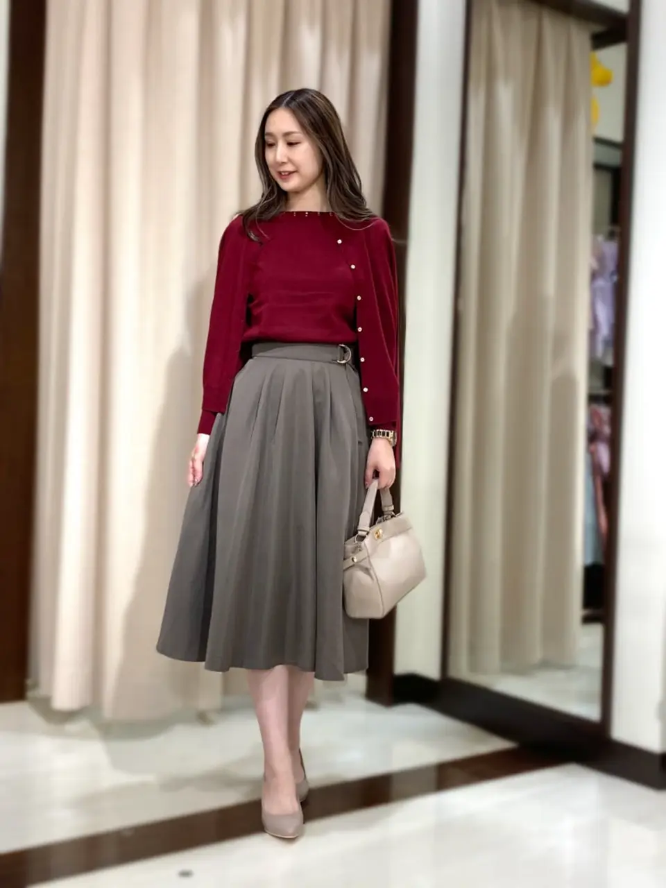 ANY SIS STAFF コーディネート画像