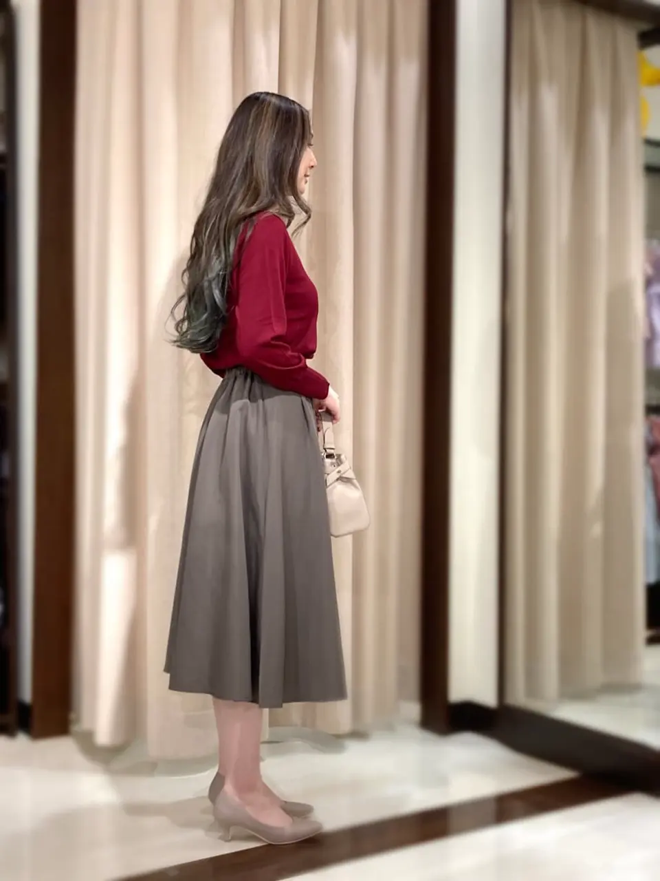 ANY SIS STAFF コーディネート画像