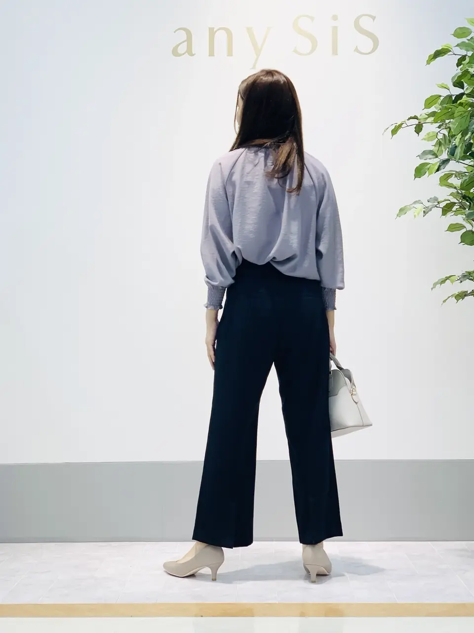 ANY SIS 岡本 コーディネート画像