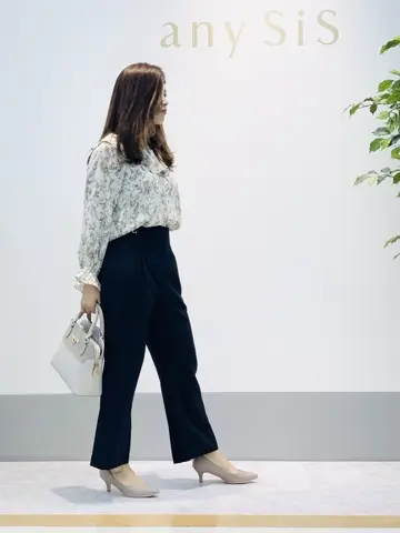ANY SIS 岡本 コーディネート画像