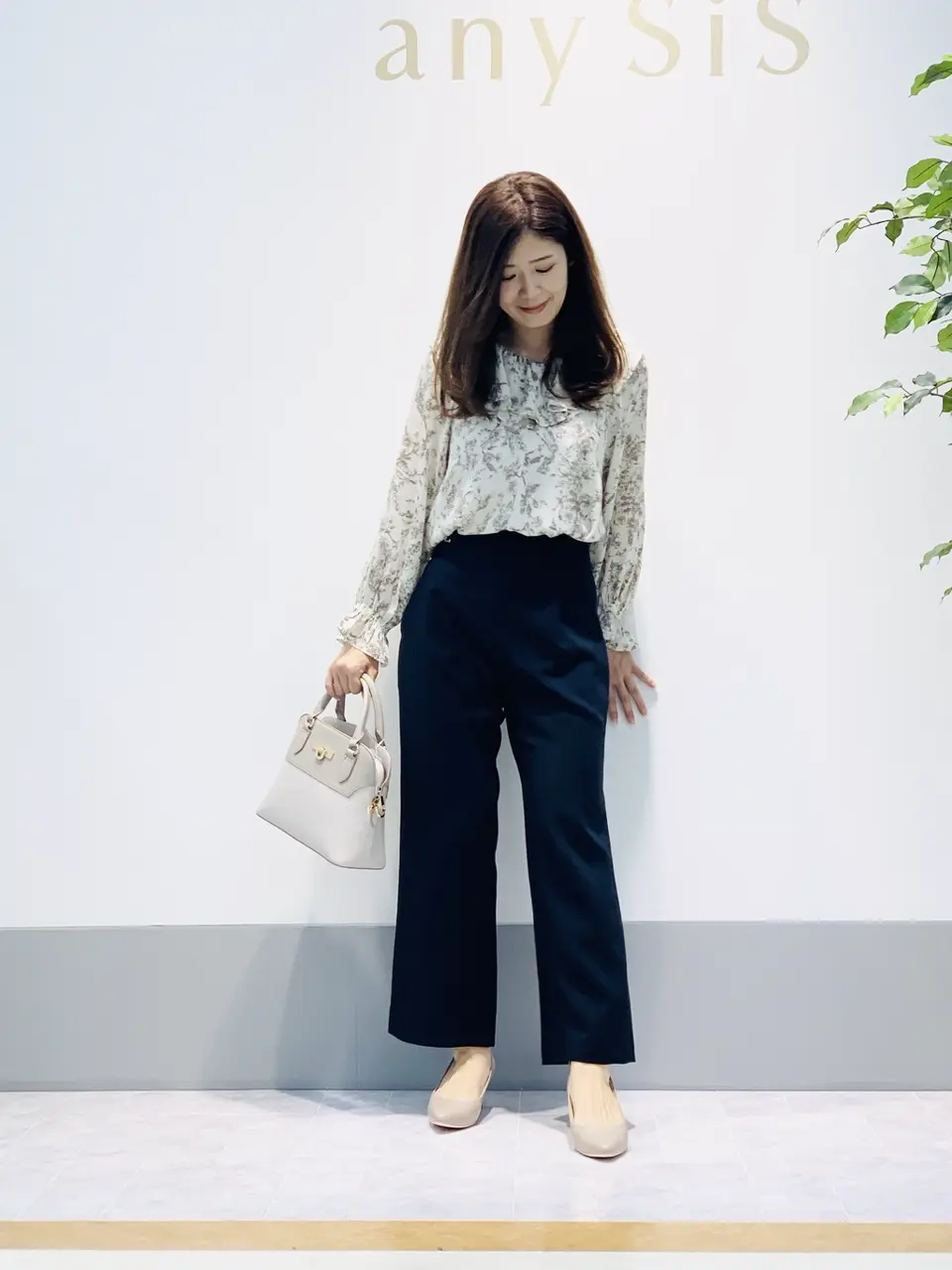 ANY SIS 岡本 コーディネート画像