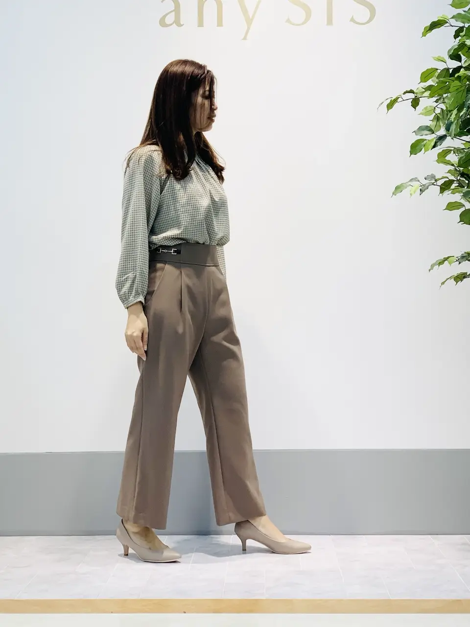 ANY SIS 岡本 コーディネート画像