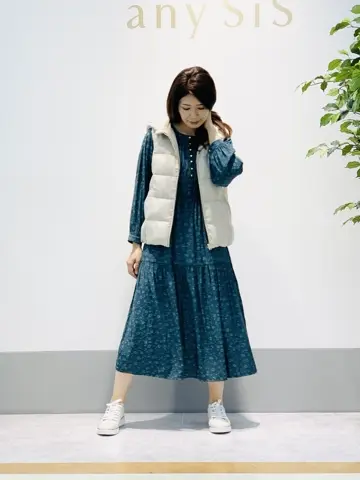 ANY SIS 岡本 コーディネート画像