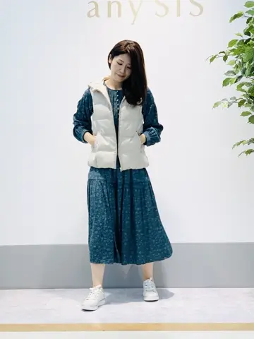 ANY SIS 岡本 コーディネート画像