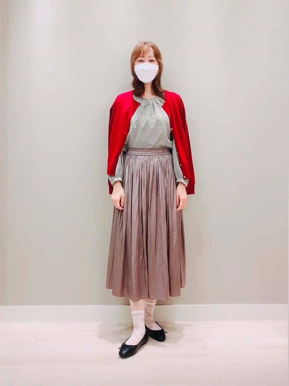 ANY SIS スタッフ コーディネート画像