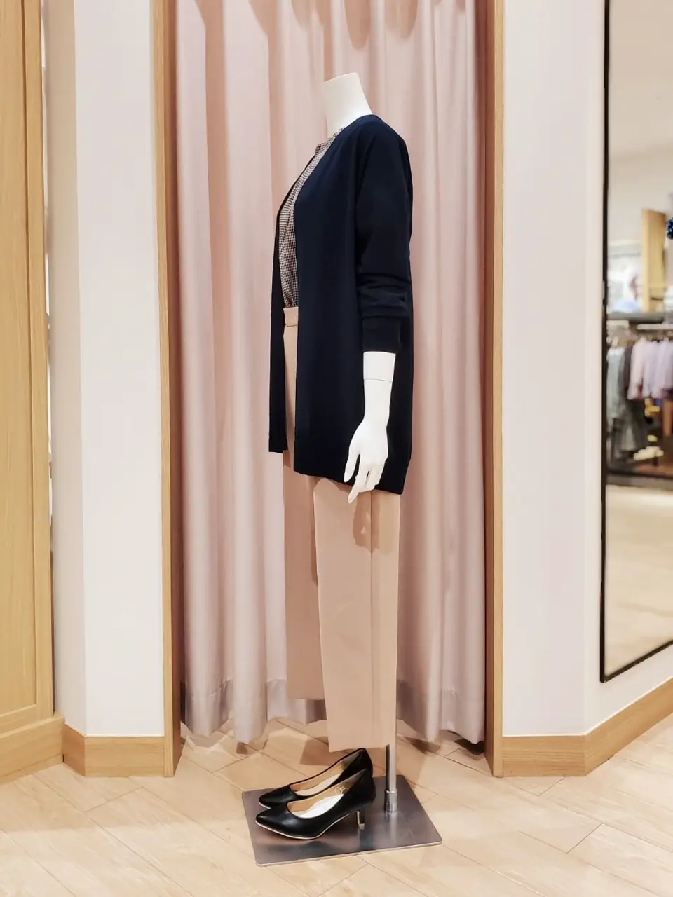 ANY SIS 岩田 コーディネート画像