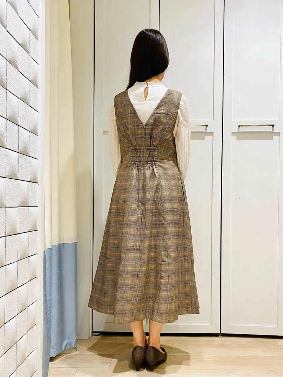 ANY SIS スタッフ コーディネート画像