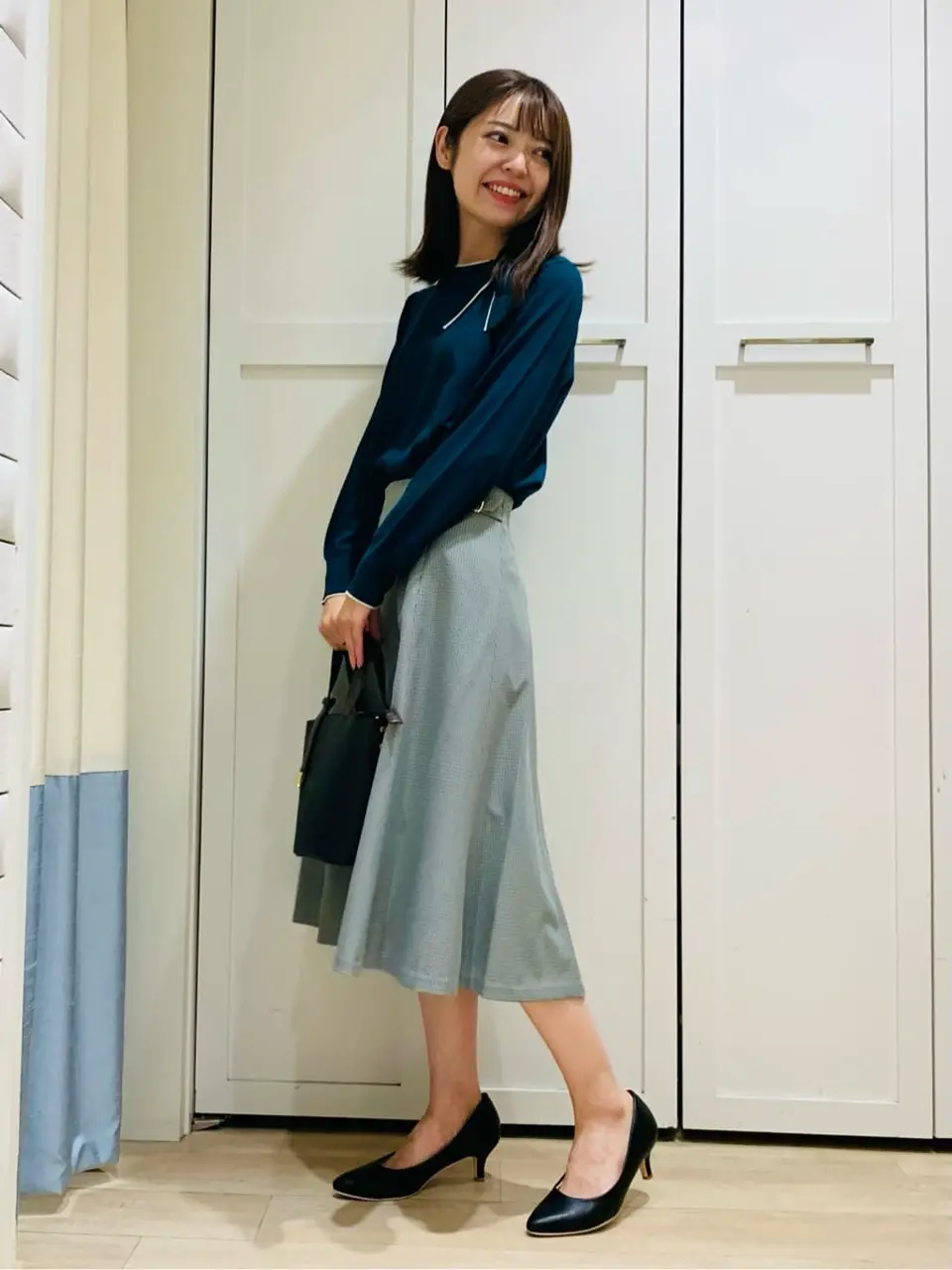 ANY SIS スタッフ コーディネート画像