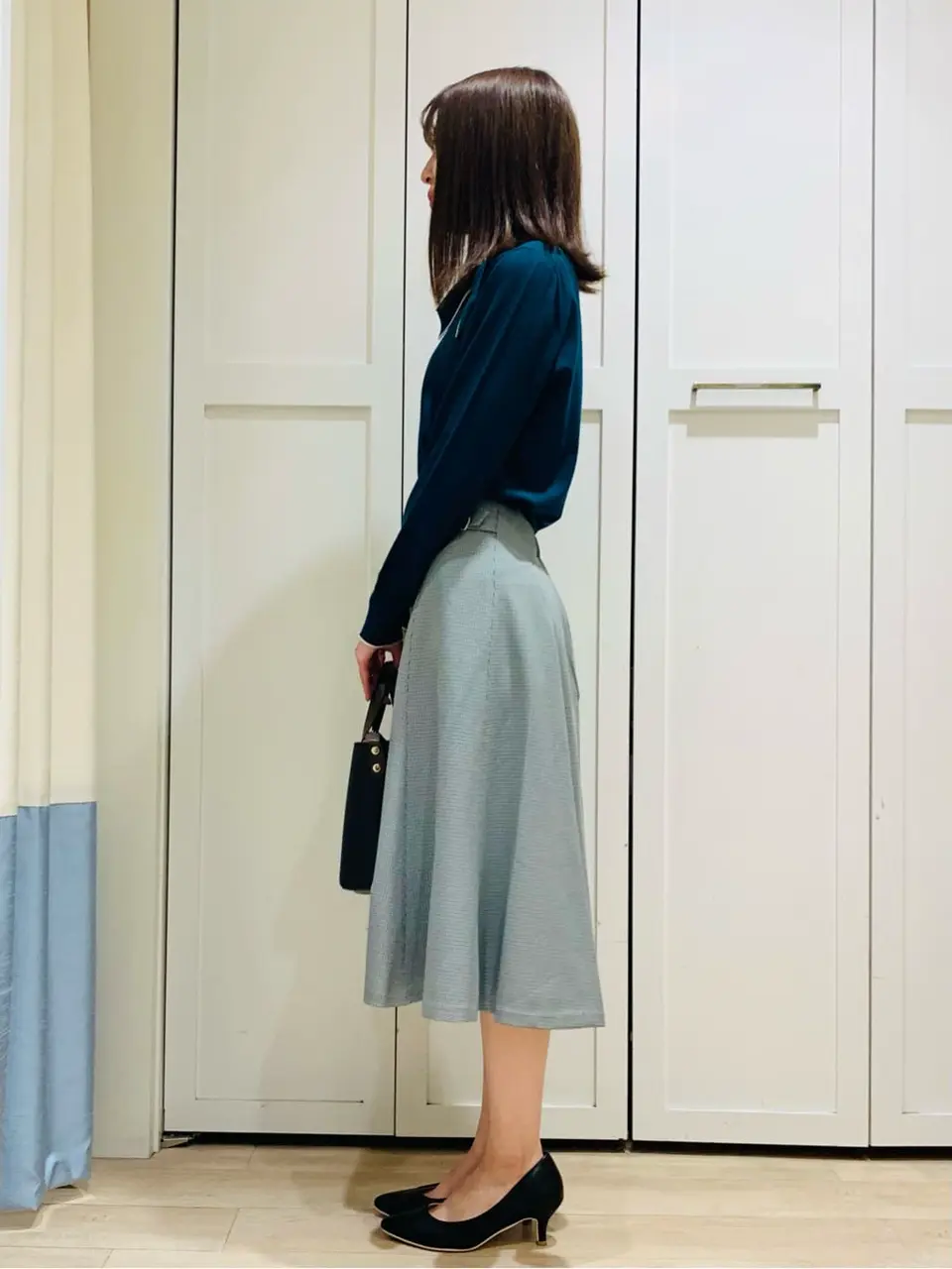 ANY SIS スタッフ コーディネート画像