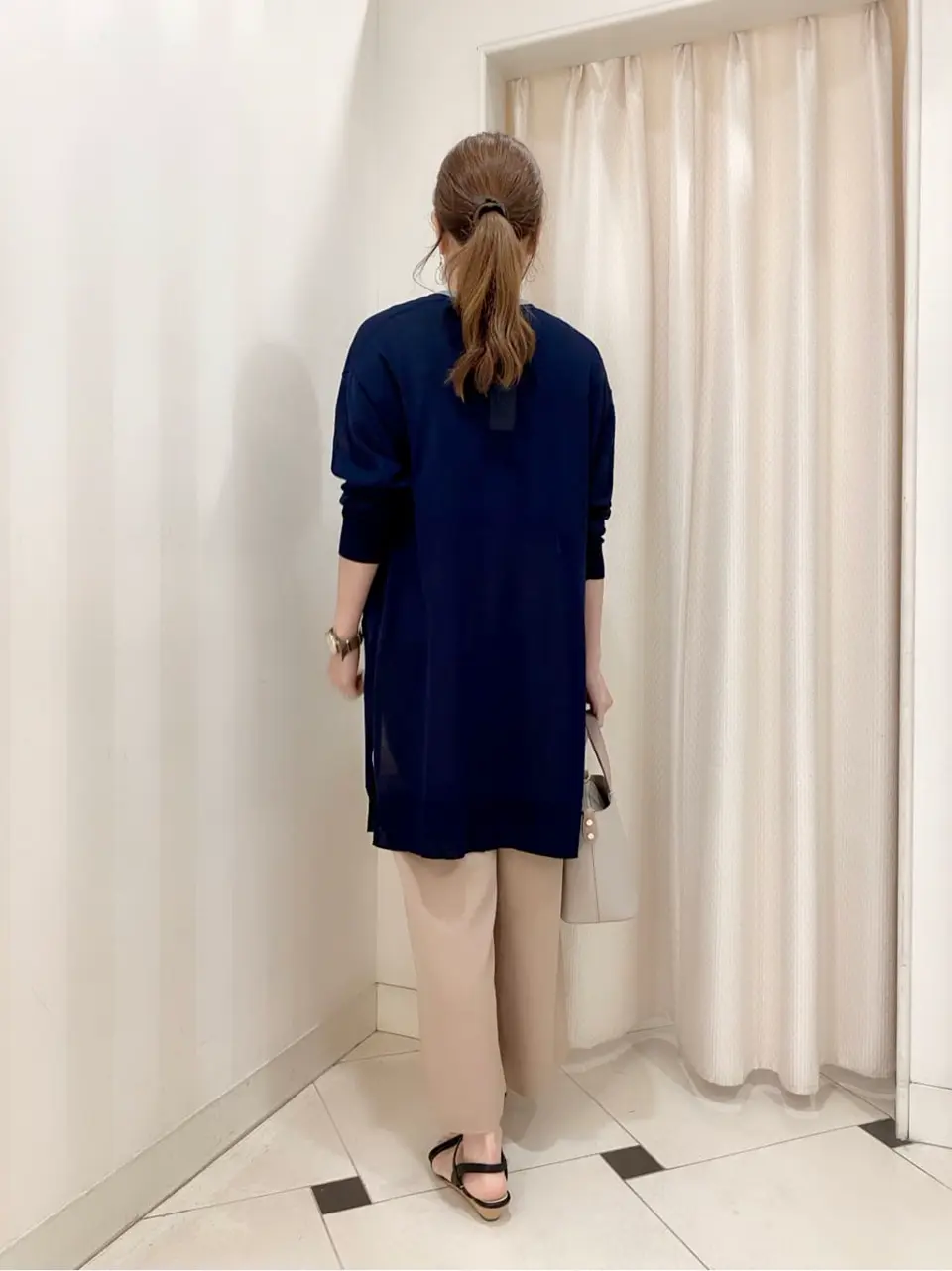 ANY SIS 金井 コーディネート画像