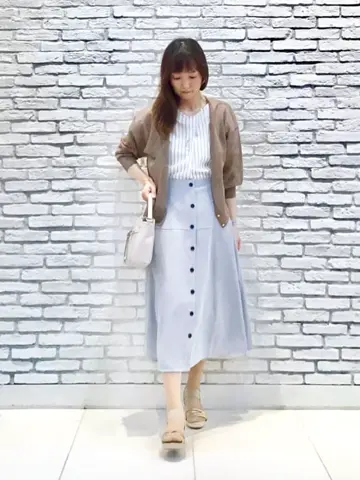 ANY SIS スタッフ コーディネート画像