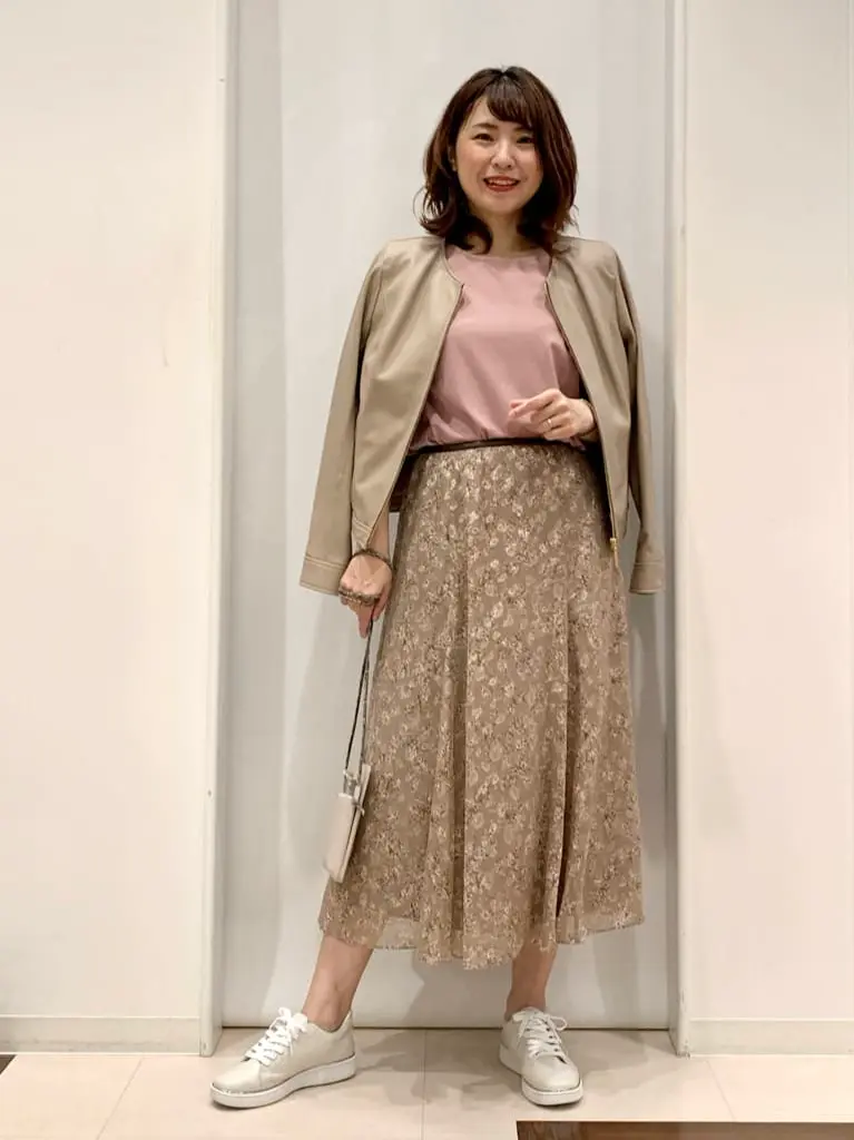 ANY SIS 横田 コーディネート画像