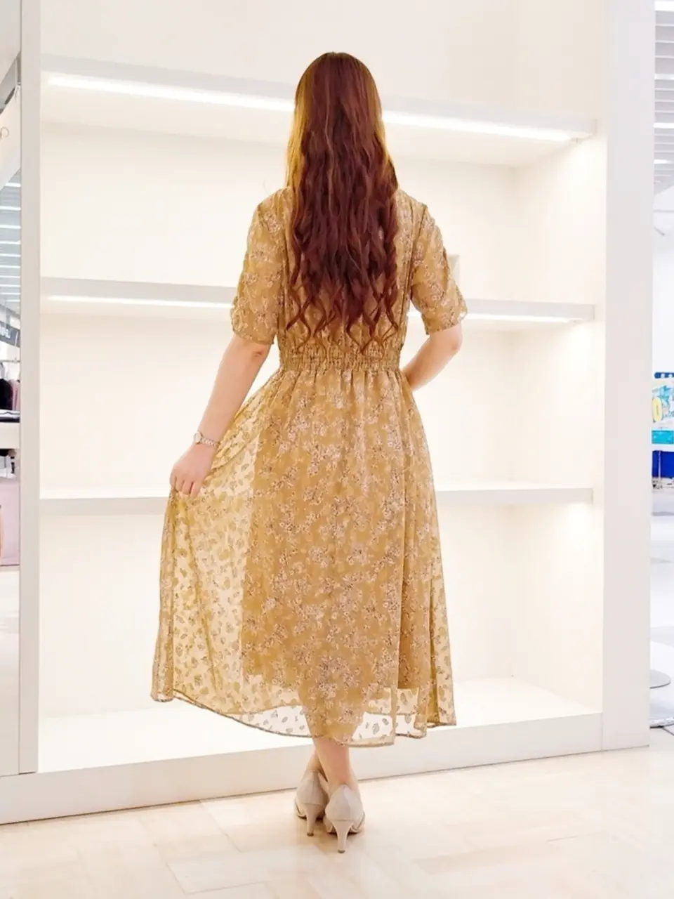 ANY SIS 福本 加奈 コーディネート画像