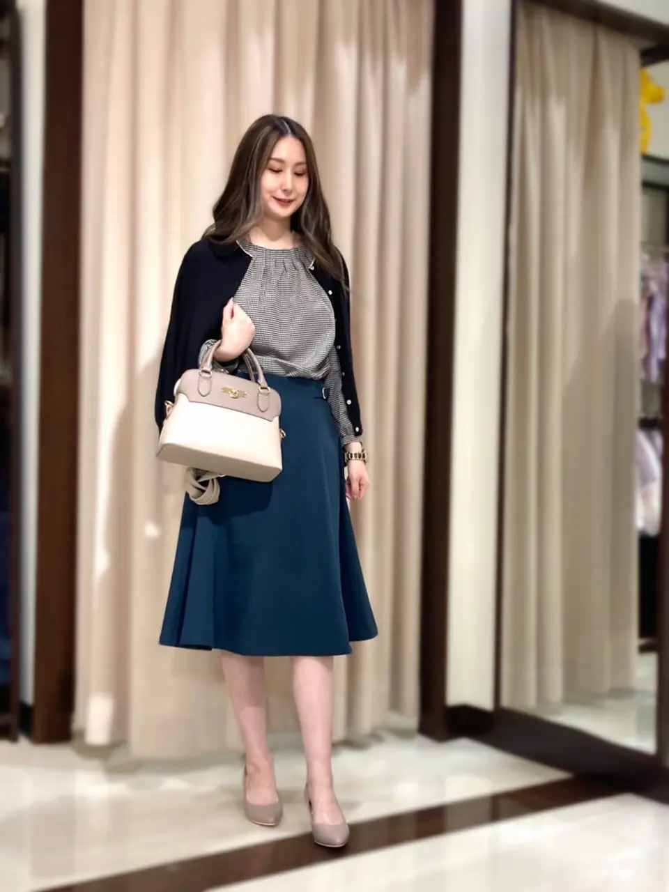 ANY SIS STAFF コーディネート画像