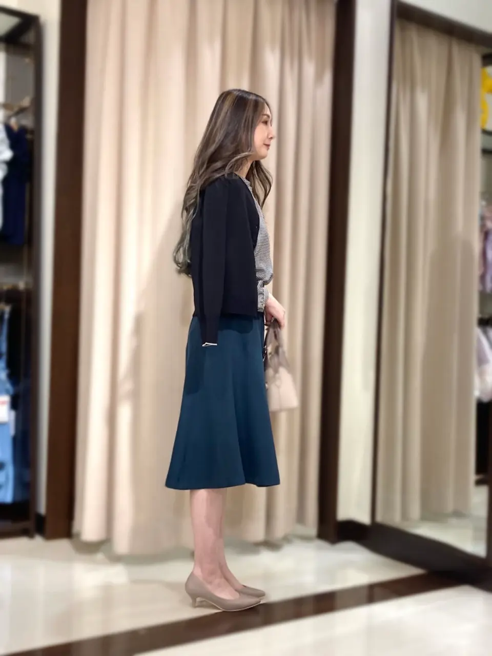 ANY SIS STAFF コーディネート画像