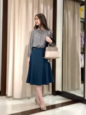 ANY SIS STAFF コーディネート画像